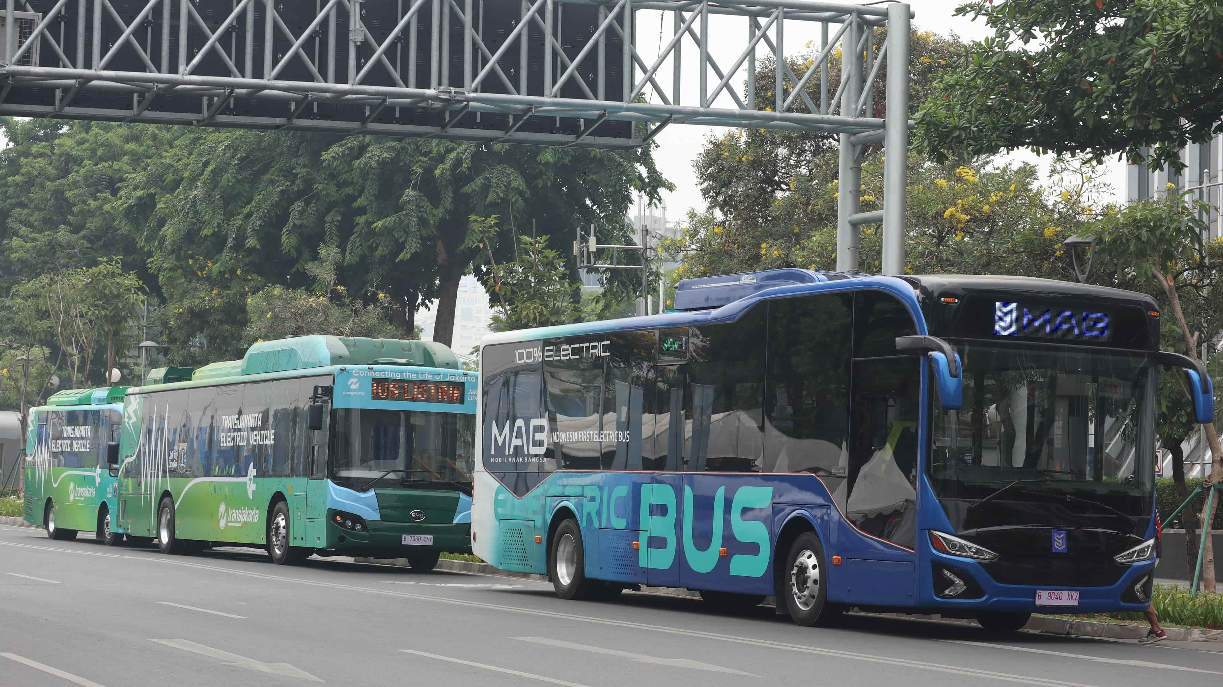 02360De33ec9f9560e88afefe241b06b245637c9 (2) Min (1)